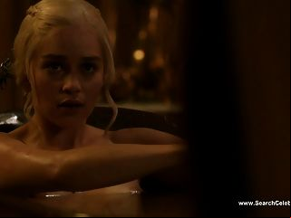 Emilia Clarke Nude Boobs And Nipples In Game Of Thrones 1